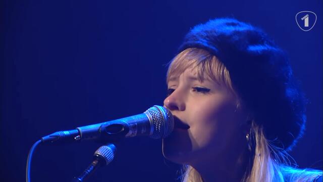 CRY ME A RIVER - ANGÈLE (Live @ Radio 1 Vrouwen Sessie)