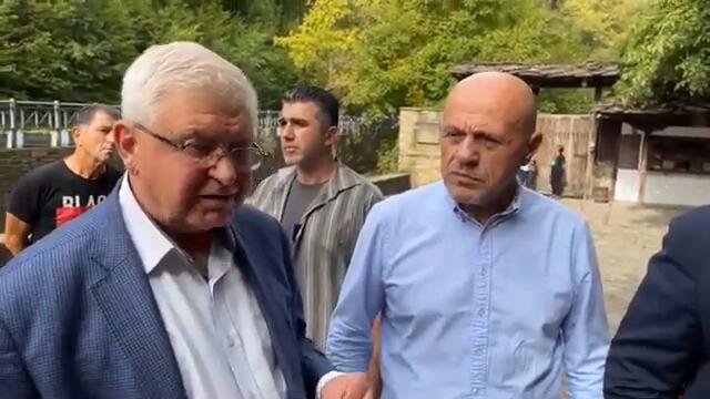 Я,ДА ЧУЕМ МЪДРИЯ БОЙКО, КАКВО, КАЗВА. МИСЛИ МНОГО ДОБРЕ БЪЛГАРИНО. ЧУЙ ВСЯКА ДУМА.