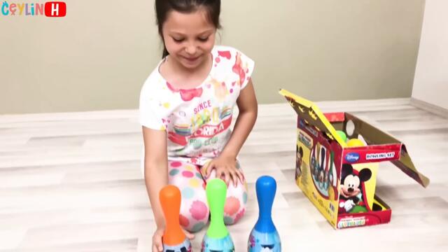 Ceylin & Skye - Colorful Ball Pool Comptines Et Chansons Kinderlieder Canzoni per bambini Kids Songs