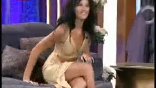 Бриана в Шоуто на Азис