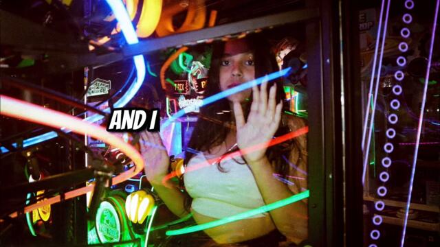 Feelin' Alright - Zanna Shah (Lyric Video)