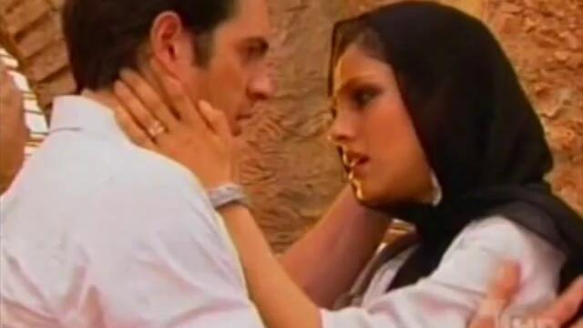 Jade y Lucas - El Clon / Cancion de Mario Reyes y Ana Baddy