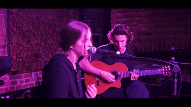 Minna 'Oh my sweet Carolina' (Ryan Adams)