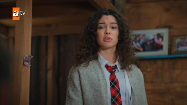 Aybike utancından kaçıyor - Kardeşlerim 67.Bölüm