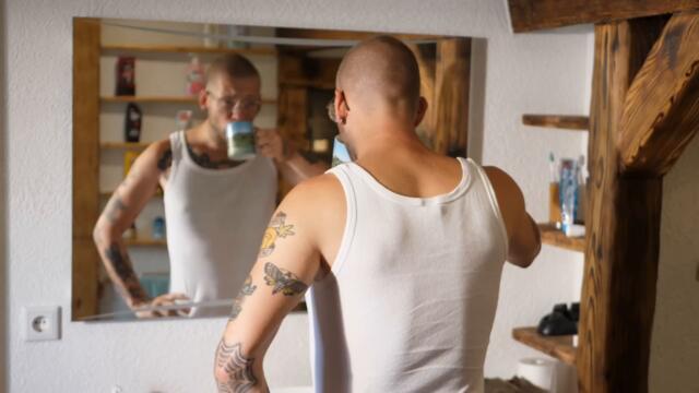 Martens Army Skinhead Crew - "We're leaving last" official Video (4K)