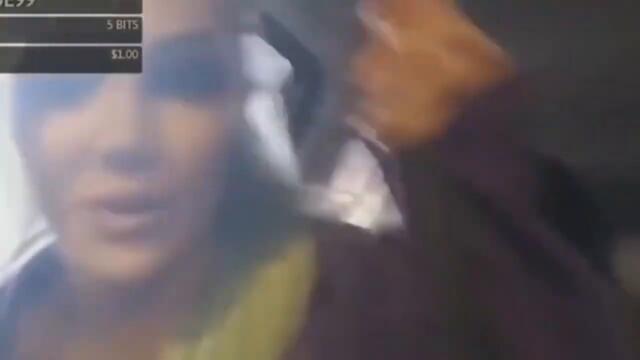 Woman livesteaming thinks she's got her uber driver