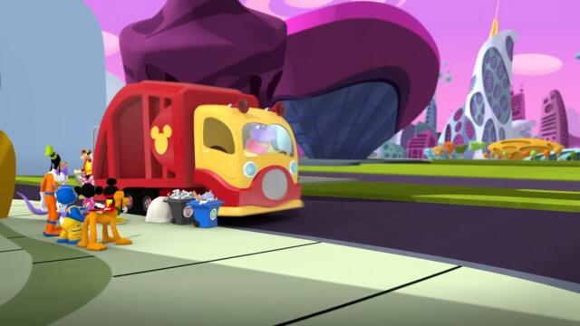 Heroes Clean Up! | Mickey Mouse Funhouse | @Disney Junior