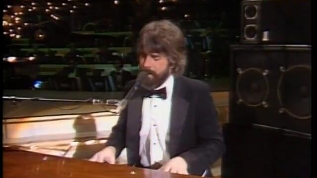 The Doobie Brothers "What A Fool Believes" 1980 Grammy's Live