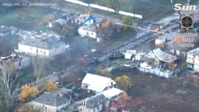 Russian T-80 tank drives away whilst on fire forcing troops inside to flee