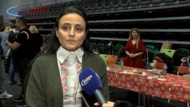 В името на доброто: Родители, ученици и учители организираха благотворителен коледен базар