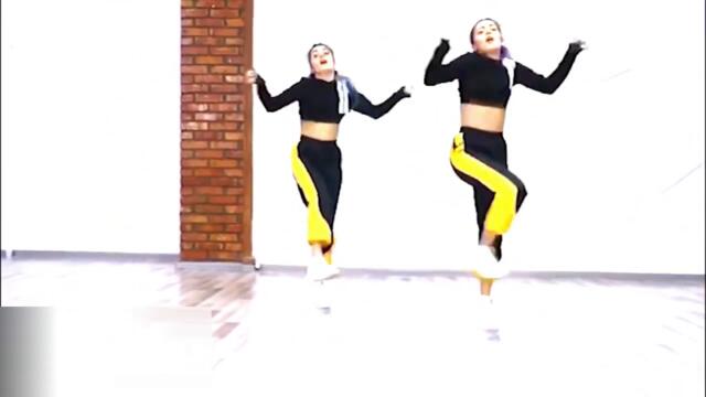 hands up -  ottawan 2022