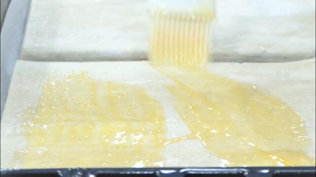 Рецептата за 10 минутна коледна торта на баба ми! Най-мързеливата и най-бърза торта Наполеон