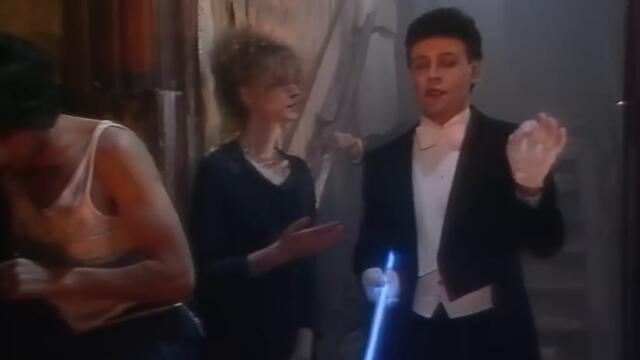 Taco - Puttin' On The Ritz (Official Video)