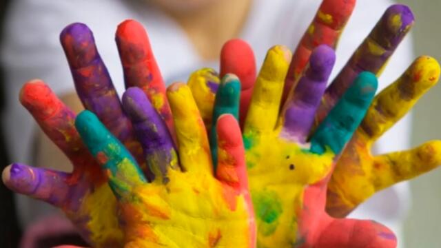 Детски песнички - Хей ръчички