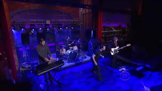 Future Islands - "Seasons" @ Letterman 3/3/14