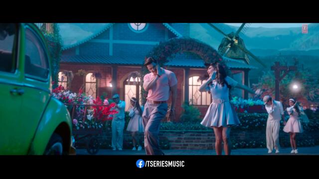 Aashiqui (Video) Cirkus | Rohit Shetty, Ranveer Singh, Pooja, Jacqueline | Badshah, Hiten, Amrita