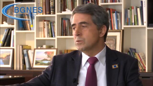 Плевнелиев: Хората да се събудят за опасността от политическия инженеринг