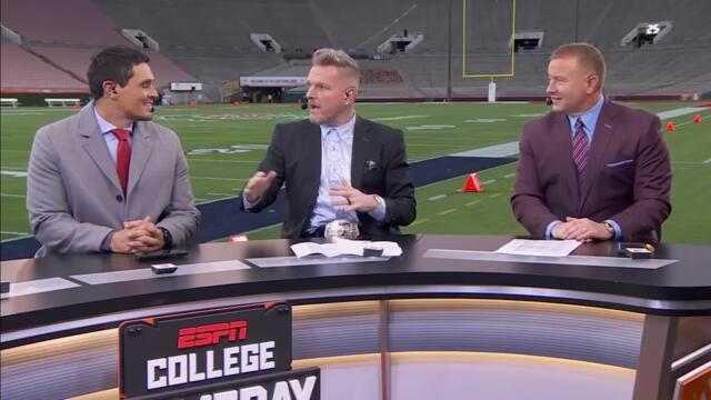 Pat McAfee in AWE of the Rose Bowl … and thanks Mickey Mouse too 😂 | College GameDay