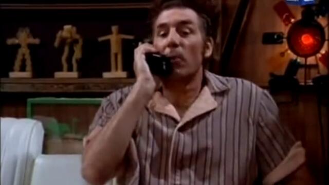 Kramer the movie expert [Seinfeld S7E08] Moviephone