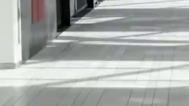 Той уби Хари по малък теб! разбира се от това случай не знае нито не познавам момче. в мола три хората