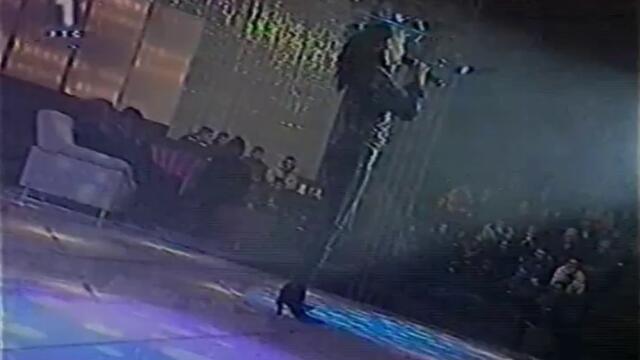 Mira Skoric - Ona pije