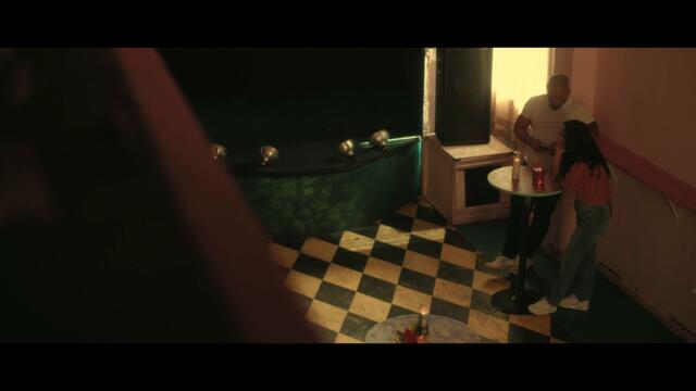 Angel Vivaldi - EIGHT (Official Music Video)