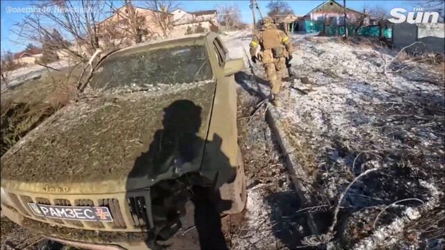 Ukrainian Paratroopers strike Russian forces with rocket launchers in Soledar
