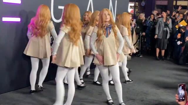 8 M3GANs dance to Taylor Swift’s ‘It’s Nice To Have A Friend’ at the ‘M3GAN’ premiere.