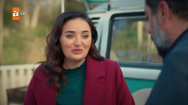 Şengül, Leyla için lokma dağıtıyor... - Kardeşlerim 75. Bölüm