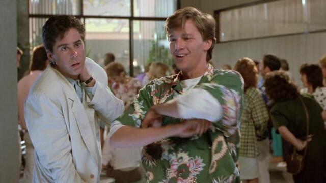 Уикендa на Барни Weekend at Bernie's  (1989) Бг Аудио Част 2