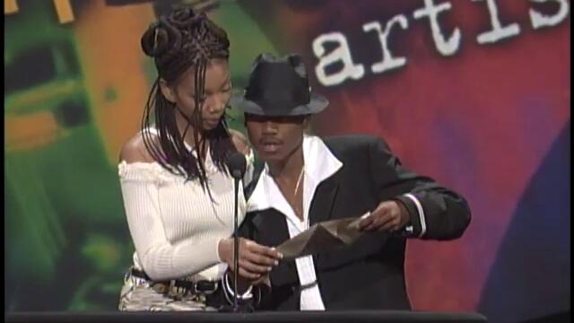 Rap Artist 2Pac - AMA 1997