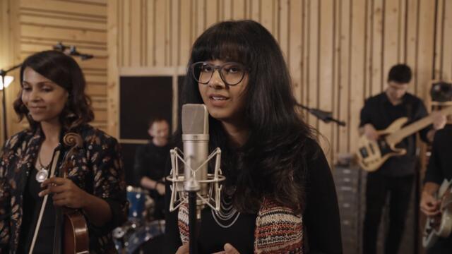 Maghizini feat. Shakthisree Gopalan - Blue Carpet Sessions
