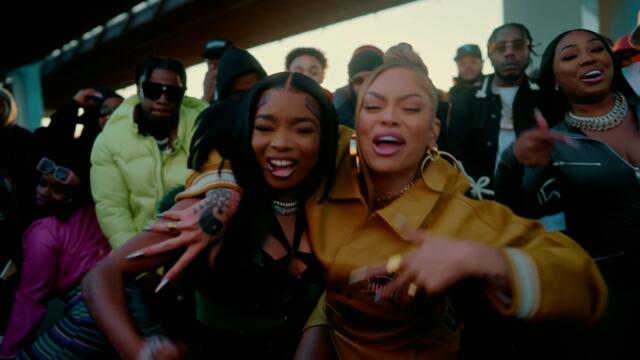 Lola Brooke - Don't Play With It (Remix) (Official Video) ft. Latto, Yung Miami