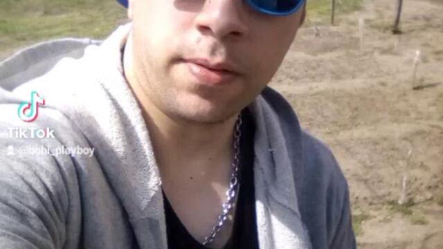 VID_32140201_174201_062