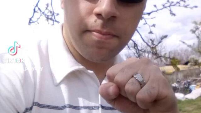 VID_37840309_165214_571