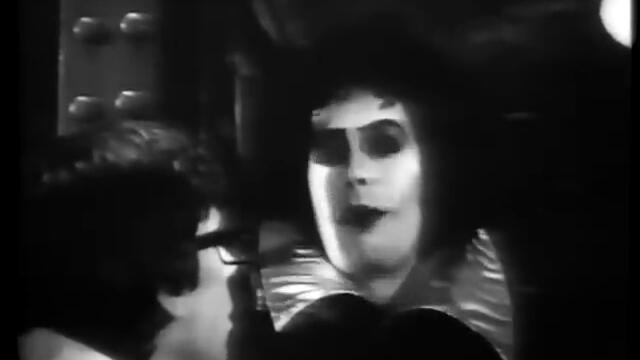 Tim Curry talks about the Rocky Horror Picture Show 1975