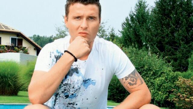 Gorazd Ademovič - 2011 - Slovenke