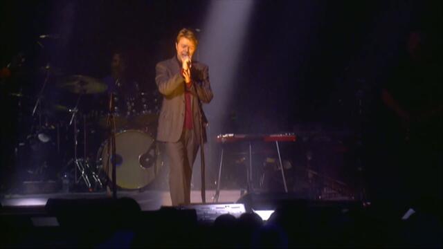 David Gilmour - Comfortably Numb feat. David Bowie (Remember That Night)
