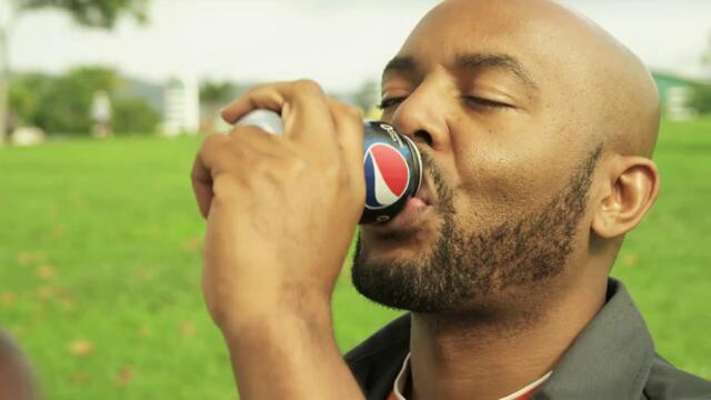 Реклама На Pepsi Max Любовта боли особено когато имаш ревнива съпруга - Vbox7[via torchbrowser.com]