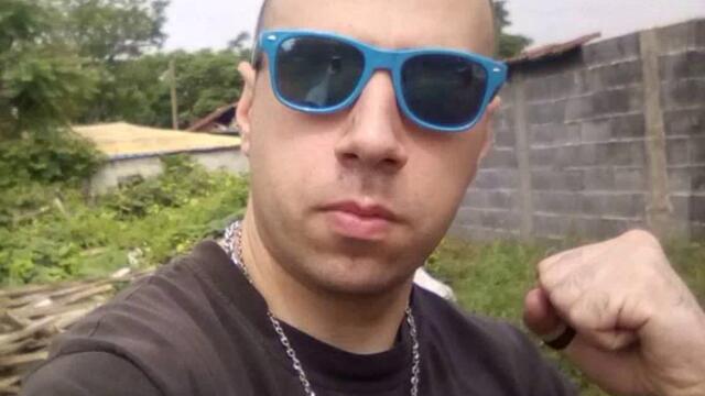 VID_20950425_043042_064