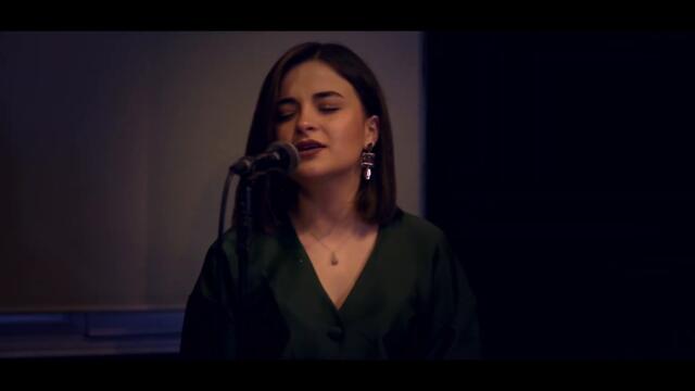 Berna Karagözoğlu - Acımasız Aşk