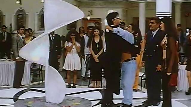 Baadshah / Крал (1999) - част 3