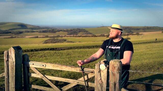 ♫ CHUB - Beans (Official Music Video) | CHUB