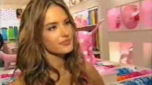 Алесандра Амбросио За Pink Колекцията - Vbox7[via torchbrowser.com]