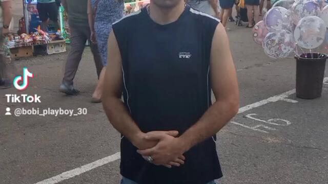 2023-08-25-224022842