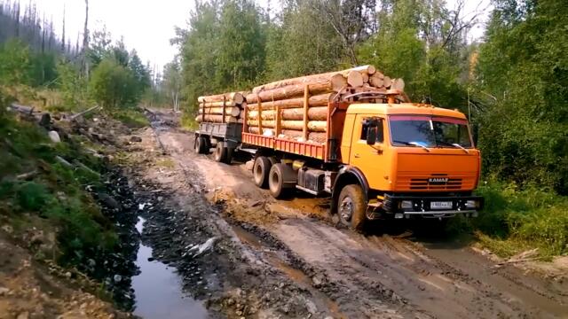 Kamaz Trucks & Trailers