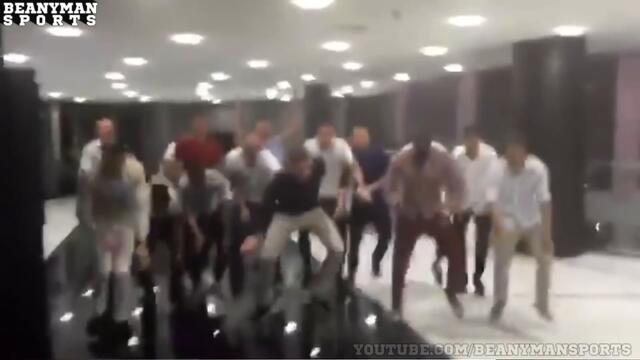Steven Gerrard Leads Liverpool Players In EPIC Yaya / Kolo Toure Chant In Dubai