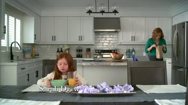 Коледен блясък Twinkle All the Way   (2019)  Бг Аудио Част 1