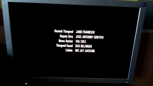 Коледна лудория (синхронен екип, дублаж по TV 7 на 25.12.2013 г.) (запис)