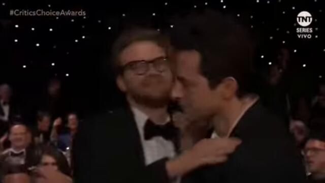 9GAG - Best Funny Memes and Breaking News[via torchbrowser.com]